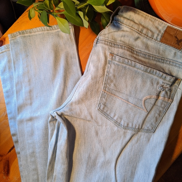 Ripped jeans - Picture 2 of 3